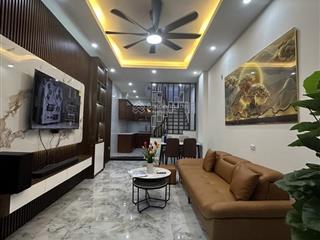 Bán nhà trần khát chân  phố huế 38m2 nhà mới coong