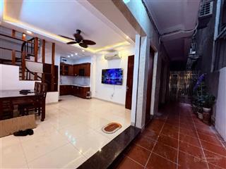 Nhà đẹp 30m  nguyễn thị định  trung tâm cầu giấy  phân lô  nở hậu  full nội thất  8.8 tỷ