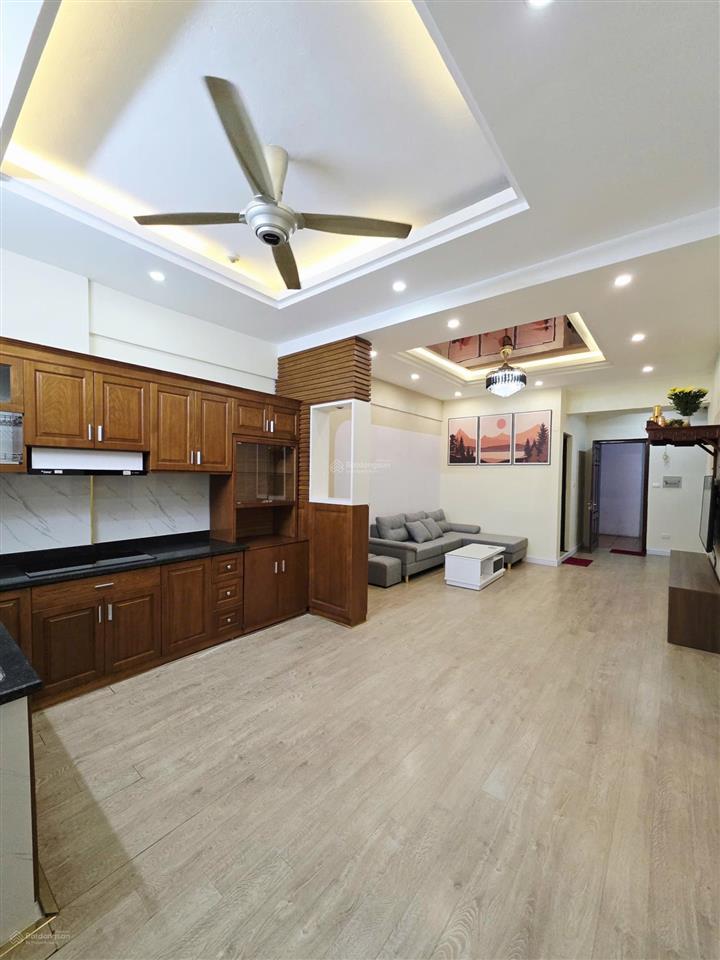 Bán gấp căn hộ góc 69m2 full đồ tòa b10c nam trung yên giá chỉ 5.x tỷ