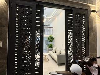 Bán nhà đẹp thịnh hào  29m2  4 tầng  chỉ nhỉnh 6 tỷ  siêu phẩm full nội thất ở luôn