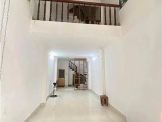 Siêu hiếm  bán nhà riêng mễ trì thượng  5 tầng  dt 34m2  mt 3.1m  ngõ thông gần phố 7.x tỷ
