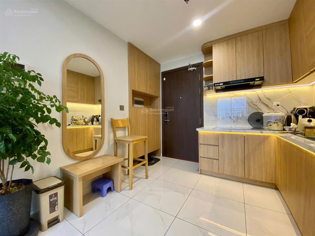 Bán gấp căn 2pn picity, quận 12  đang cho thuê full nội thất tầng cao view thoáng