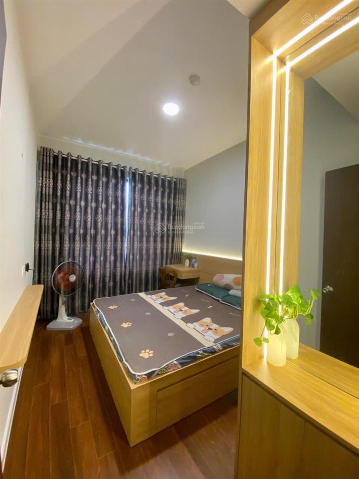 Bán gấp căn 2pn picity, quận 12  đang cho thuê full nội thất tầng cao view thoáng