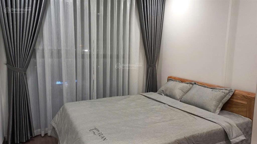 Em cần cho thuê gấp căn hộ 2pn2vs tại vinhomes symphony full đầy đủ nội thất. giá 14 triệu/tháng