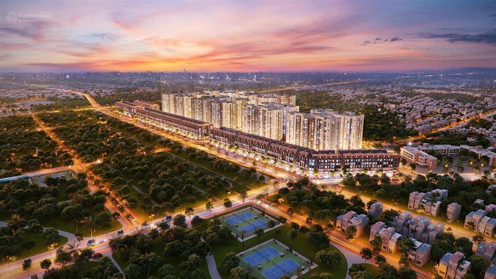 Shophouse nhận nhà kinh doanh ngay  hàng kín lô đẹp cạnh xẻ khe