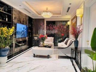 Mặt tiền chợ đakao kinh doanh tốt  trương hán siêu q1 (4,5m x15m) nở hậu 5 tầng chỉ còn 13,5tỷ tl