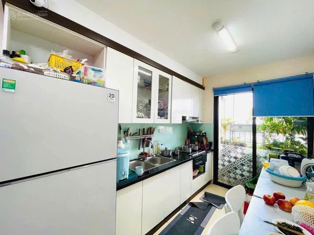 Bán chcc osaka complex hoàng mai 56m2 căn góc giá 3.65 tỷ 2pn 1wc. full nội thất. 0385 829 ***