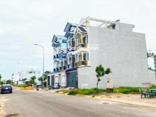 Sát vách vinhomes  đất liền kề, giá chỉ bằng 1/3 mà tiềm năng tăng gấp 3 khi vinhomes về đích