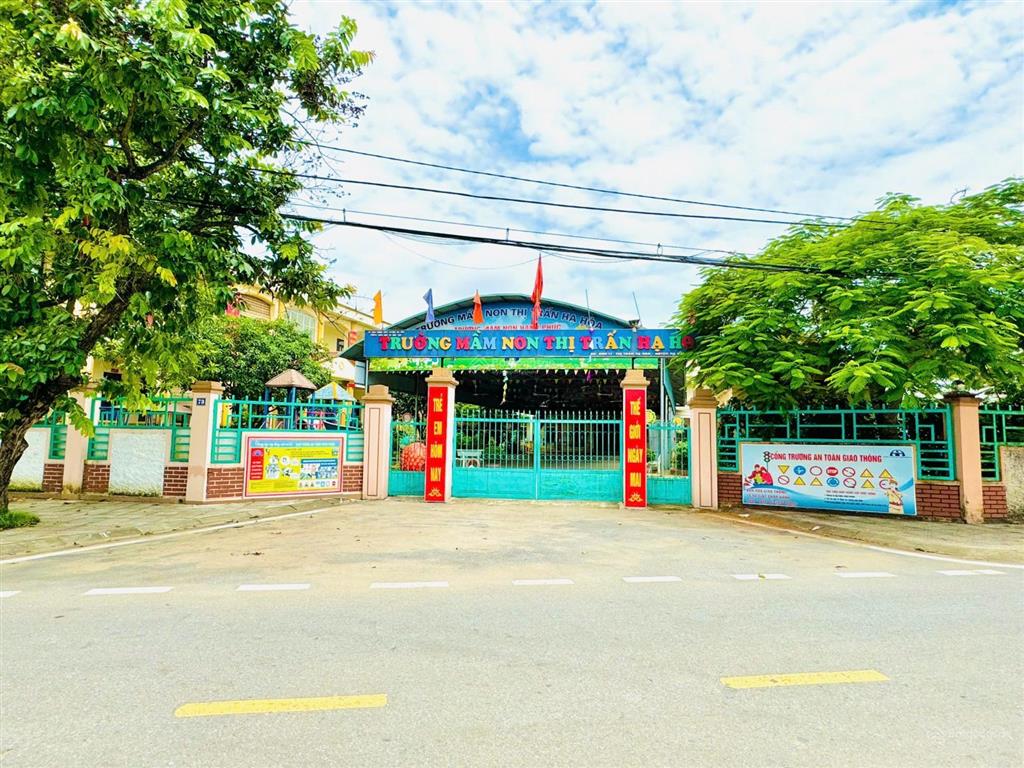 Bán ô đất trung tâm tt hạ hoà phú thọ. đối diện trung tâm ytế huyện. sổ đỏ trao tay. 0977 040 ***
