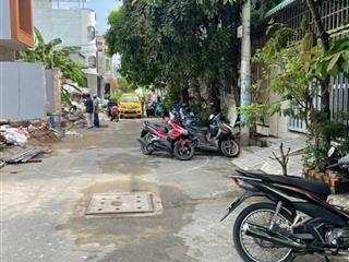Bán gấp nhà đẹp 2 tầng đường 8m đường nguyễn duy trinh q9. gần chợ long trường