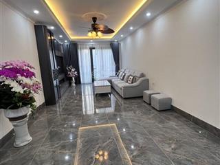Bán nhà trung tâm thạch bàn  cách 1 nhà ra mặt phố thạch bàn  thang máy ô tô đỗ cửa