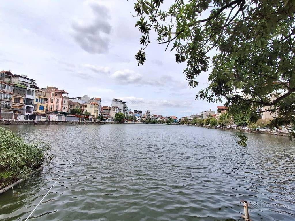 Bán biệt thự bồ đề, ngõ thông 2 ô tô tránh, ô tô vào nhà, kinh doanh, ô chờ thang máy. sổ phân lô.