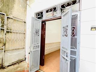 Chính chủ bán nhà nhỏ xinh  sổ riêng  full công năng  gần phố  nhiều tiện ích xung quanh