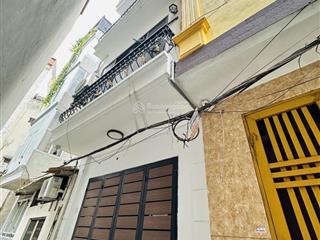 Bán nhà trương định 28m2 x5t chỉ 4.5 tỷ nhà đẹp  chỉ hơn 10m ra mặt ngõ oto, khu vực full tiện ích