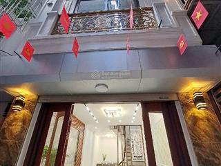Bán nhà đại động hoàng mai 41m2 giá 7.299 tỷ ô tô vào nhà, nhà mới ,gần trường đại học