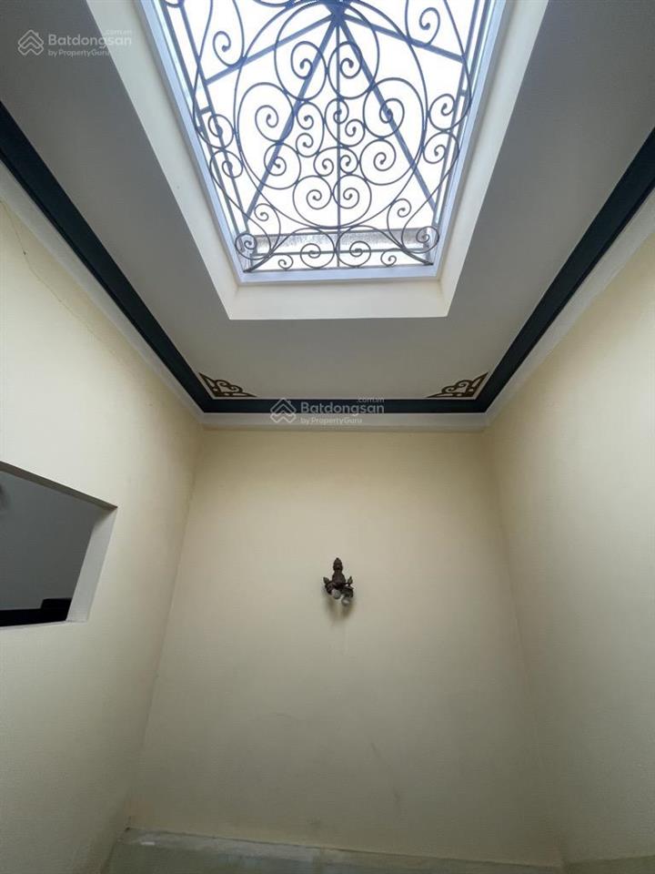 Nhà gần aeon tân phú 1 phút. đường xe hơi 6m sổ hoàn công đủ 4x23m 4 tầng chỉ 7 tỷ 4 gần cv celadon