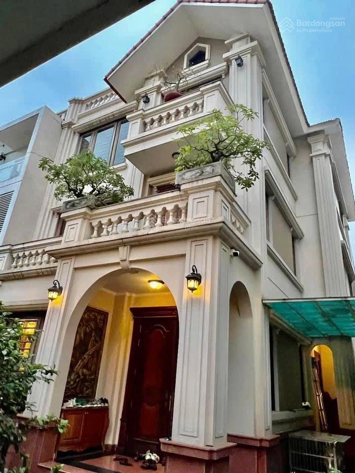Kim đồng, giải phóng, hoàng mai, 123/145m2 x 4 tầng, mt 12m 39 tỷ. ô tô tránh, oto vào nhà gara oto