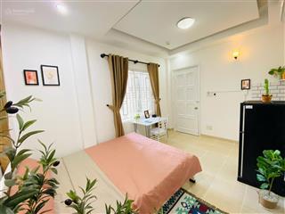 Khai trương căn studio cửa sổ lớn gần copmart cống quỳnh quận 1