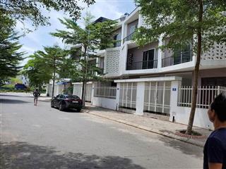 Bán liền kề 79,3m2 gđ1 giá 8.x tỷ gồm cả đất và xây thô hoàn thiện mặt ngoài kđt nam 32