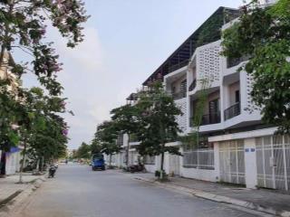 Bán liền kề gđ1 78m2 (6x13m) giá 8.x tỷ đã gồm xây thô hoàn thiện mặt ngoài. thiện chí thương lượng