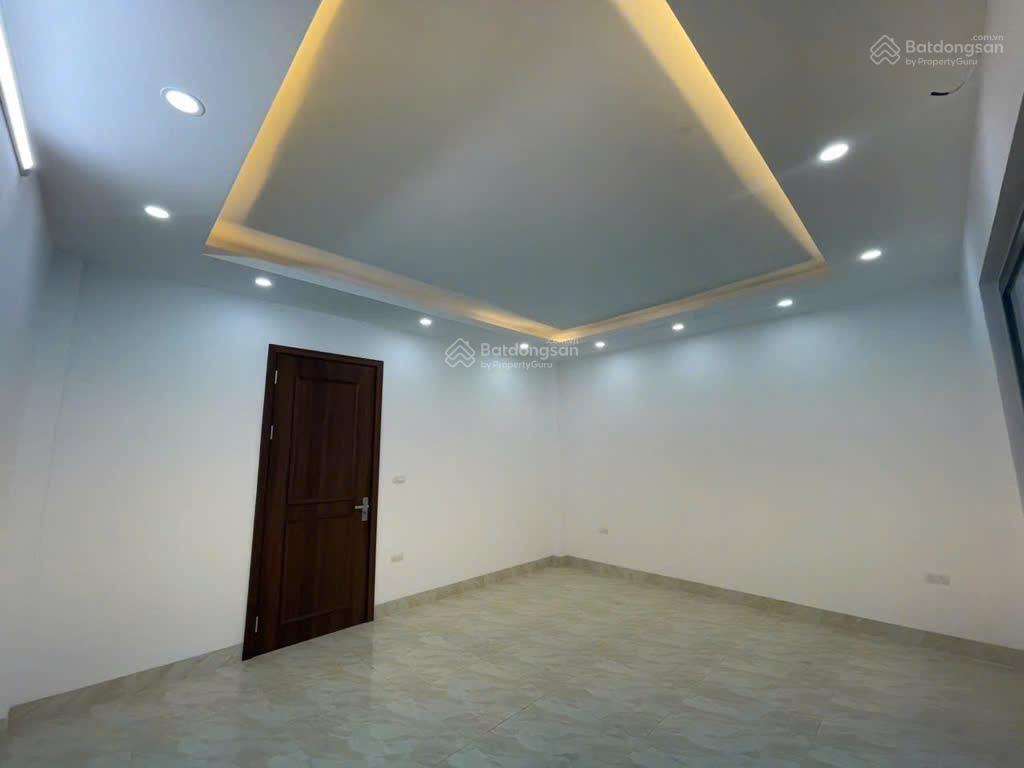 Bán nhà riêng tại vĩnh quỳnh, thanh trì, 4,6 tỷ, 30m2, 5 tầng, ô tô đỗ sát nhà, sổ đỏ vuông đẹp