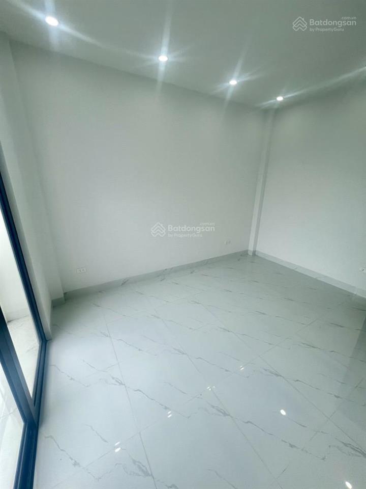 Bán nhà riêng tại vĩnh quỳnh, 5,7 tỷ, 52 m2, 4pn, 3wc, 4 tầng, ô tô đỗ cửa, sổ đỏ vuông đẹp