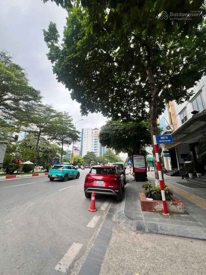 Bán nhà phố trần thái tông , cầu giấy, giá 89 tỷ, dt 130m2/mt 8m/8 tầng, đường 9m, dòng tiền.