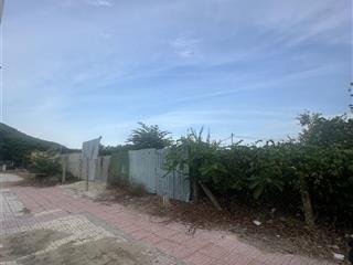 Bán nhanh lô mặt tiền phạm văn đồng vĩnh hoà giá rẻ đầu tư