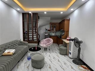 Chính chủ bán nhà hoàng mai  ô tô tránh  nhà đẹp nở hậu ở ngay  vị trí rất thoáng