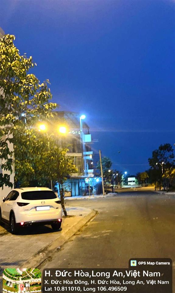 Lô đất sổ hồng sẵn góc ngã tư lớn giá rẻ nhất kdc lsvn.  0902 997 *** xem sổ