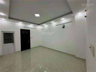 Gấp bán  mặt tiền kinh doanh 4 tầng tạ quang bửu, quận 8, cho thuê 300 triệu/năm, chỉ 9.x tỷ