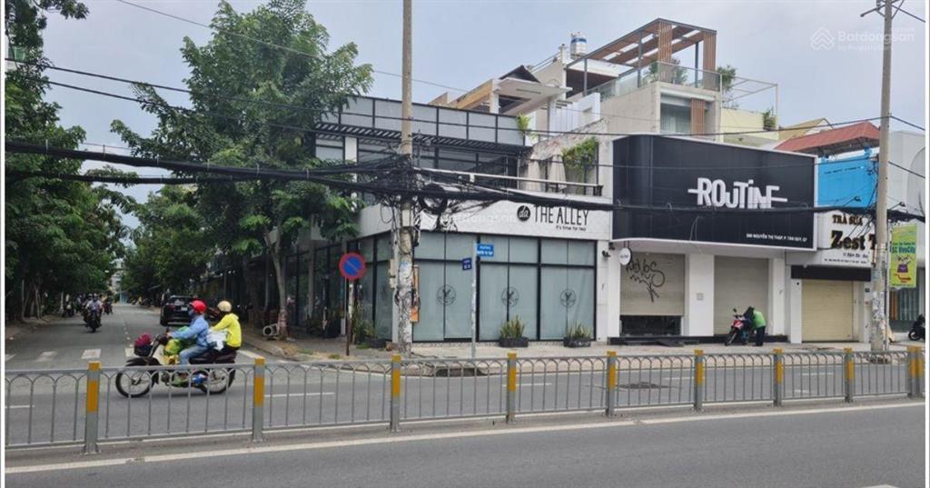 Bán nhà mặt tiền nguyễn thị thập, cạnh lotte quận 7, 4 tầng, 4.5x36m, cho thuê 1 tỷ/năm, 46.x tỷ
