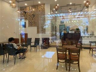 Biệt thự 3 tầng khu dân cư cao cấp, 8x20m, bình hưng, bình chánh,có thang máy,giảm mạnh,chỉ 14.x tỷ