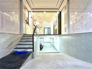 Tòa nhà 7 tầng, 4.8x19m, đường 3 tháng 2, quận 10, giáp lý thường kiệt, có thang máy, giá 30.x tỷ