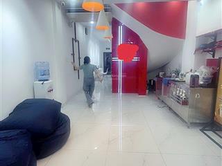 Hiếm bánmặt tiền 5 tầng trần hưng đạo giáp châu văn liêm, phố lồng đèn quận 5, 4x16m, 29.x tỷ