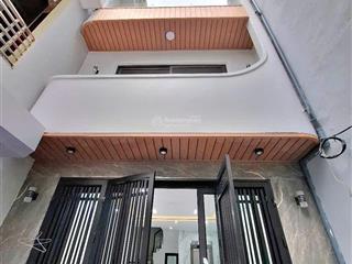 Bán nhà cổ linh  thạch bàn dt 50m xây 5 tầng thang máy, đi bộ ra aeon vĩnh tuy. giá thương lượng