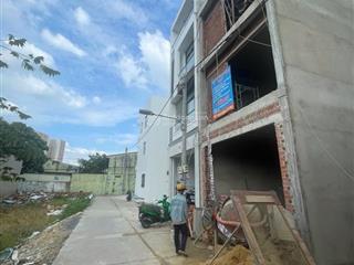 Bán đất dân cư hiện hữu  khu xây 4  5 tầng  ngang khủng 7m  hẻm xe hơi