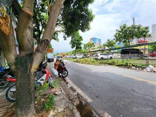 Bán nhà phố ngọc trì  thạch bàn  long biên nhà 2tầng  3 ngủ, dt 110m2  mt 4,2m. gía 9 tỷ tý