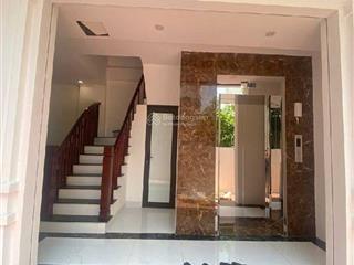 Bán nhà phố cổ linh thạch bàn dt 50m26tầng 4ngủ, full nội thất, ôtô đỗ cửa.gía 8tỷ nhỉnh.