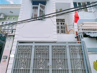 Nhà 2 tầng hẻm oto trung tâm quận 7  cách phú mỹ hưng 300m