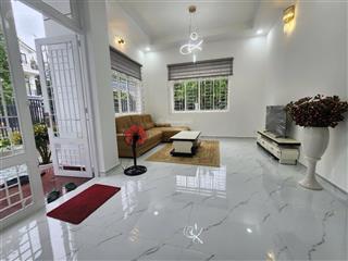 Bán nhà 6b intresco 100m2 (5x20m) trệt. 2lầu, sân thượng giá 12 tỷ