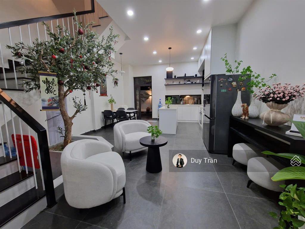 Nhà phố 86m² vị trí vàng vũng tàu, 1 trệt 3 lầu, 2pn 2wc, full nội thất châu âu, giá 9.5 tỷ
