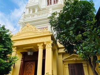 Biệt thự 6 tầng ngang 8m bán cổ điển hiện đại  mặt tiền bình long  sát vách tân phú chỉ 42ty
