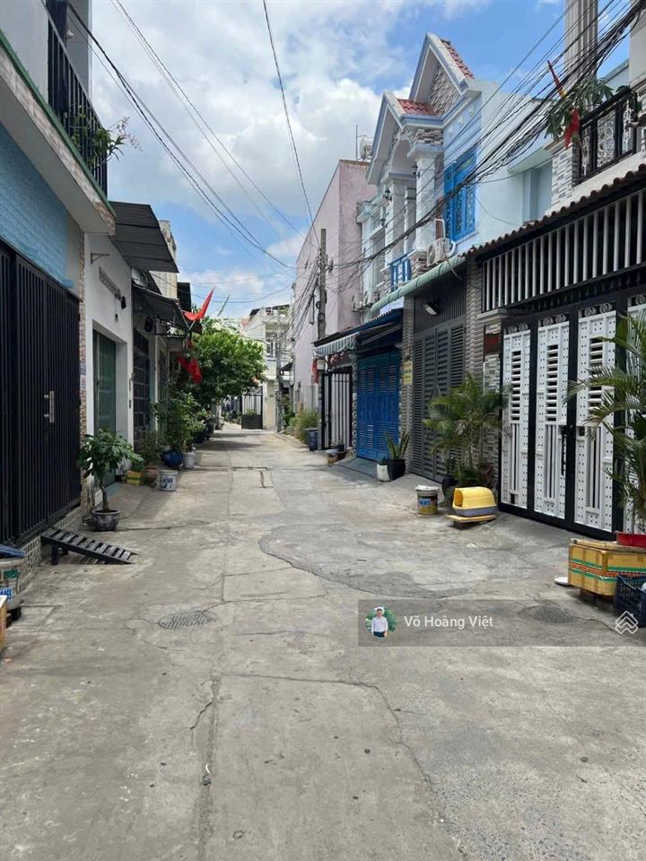 Đất bán  xây dựng 4 tầng  74m2 hxh thông  đường lê văn thịnh  cát lái  chỉ 6.x tỷ(tl)  hiếm