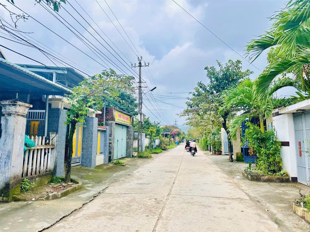 Cần bán nhanh lô đất mặt tiền đường 7m, đất cách trung tâm sân bay thành phố đà nẵng 15km