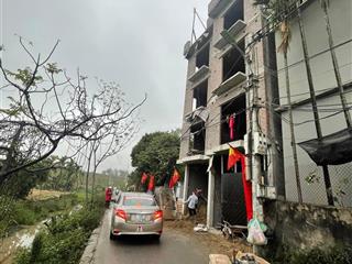 Bán nhà ngõ 91 liên mạc, bắc từ liêm nhà mới, thang máy, ô tô đỗ cửa, gần trường học 30m2 5 tầng