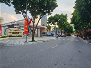 Đất phú thượng tây hồ gần uỷ ban phường ô tô đỗ cửa vị trí trung tâm 59m2 mt 4,2m giá 12,8 tỷ