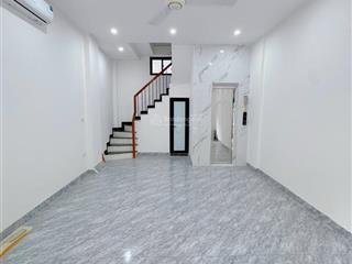 Bán nhà tứ liên, tây hồ  nhà mới xây  thang máy  ô tô đỗ cửa  giá hợp lí