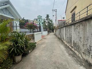 Siêu phẩm xóm 9 . hồng vân  tự nhiên dt 92,12m mt = 4.03m  nở hậu = 4,06m
đường trước
