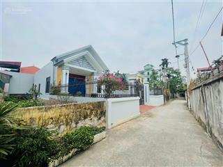 Siêu phẩm xóm 9 hồng vân  tự nhiên dt 92,12m2 mt = 4.03m  nở hậu = 4,06m đường trước